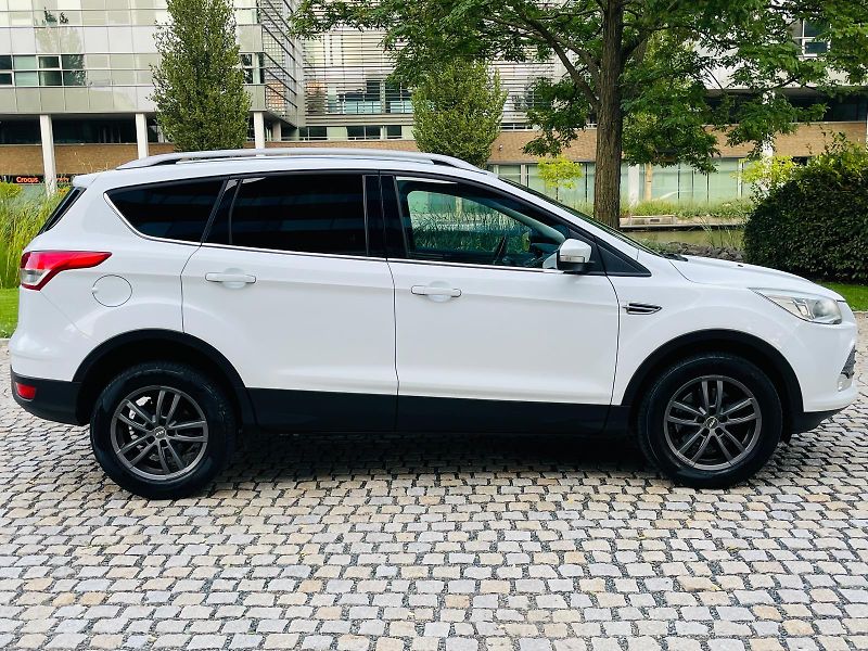 Ford Kuga 2.0TDCi 4x4 MAN SERVISKA TAŽNÉ - fotka 9 z 42