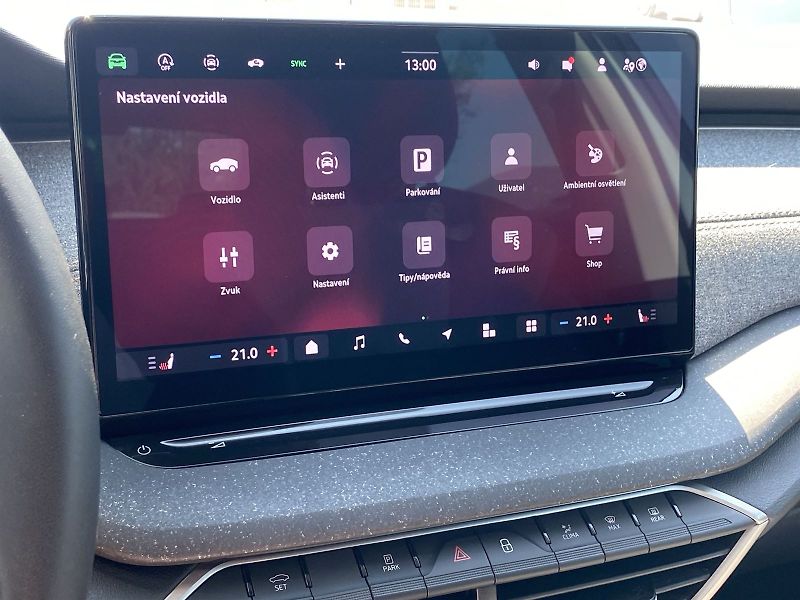 Škoda Octavia (2025) 1.5 TSI M-HEV DSG Top Selectio - fotka 24 z 34
