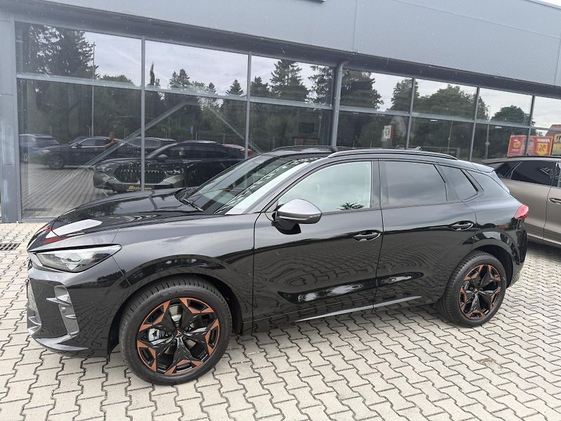 Cupra Terramar (2026) 2.0TSI 150kW 4WD R20 NT ZÁR 5L - fotka 3 z 37