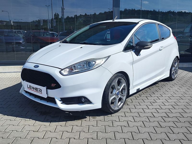 Ford Fiesta 1.6/134kW ST ČR 1.Majitel - fotka 1 z 27