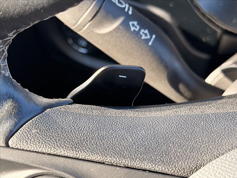 Opel Corsa 1,2 74kW AUTOMAT,NAVI,PANO,LED - fotka 24 z 44