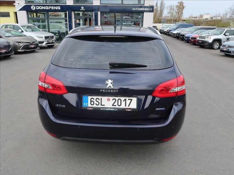 Peugeot 308 2,0 BHDi,110kW,BusinessLine - fotka 8 z 24