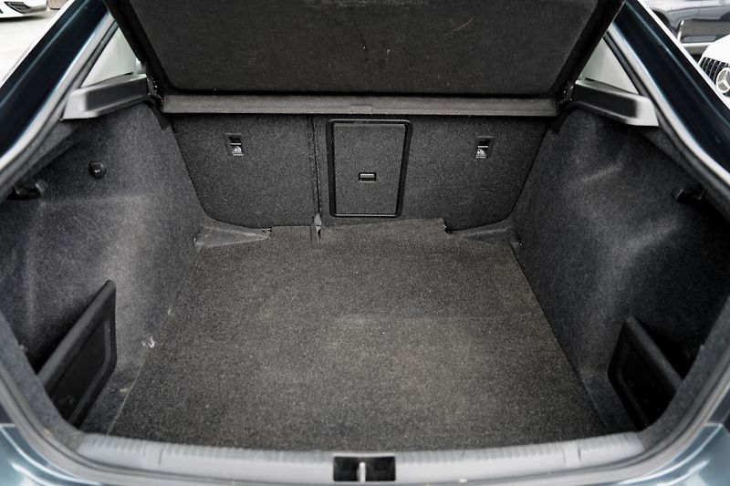 Škoda Rapid 1.0 TSI 95 PS Style/Al/LED/ČR - fotka 12 z 34