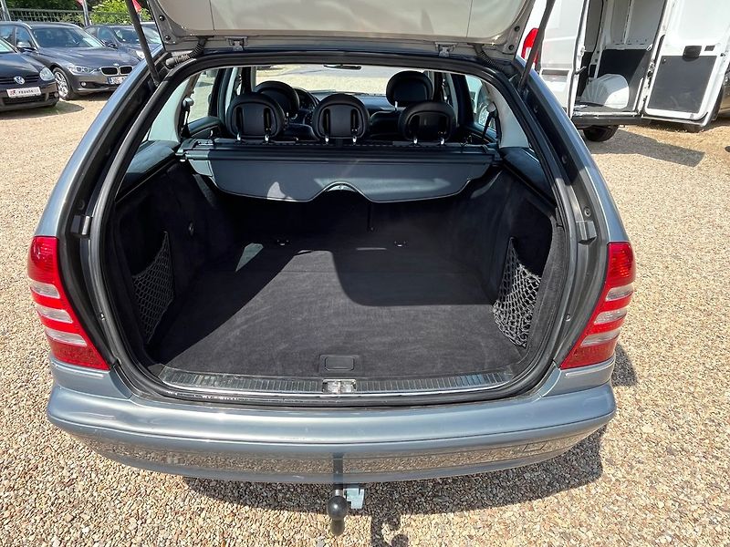 Mercedes-Benz Třídy C C 220 CDI Avantgarde - fotka 5 z 32