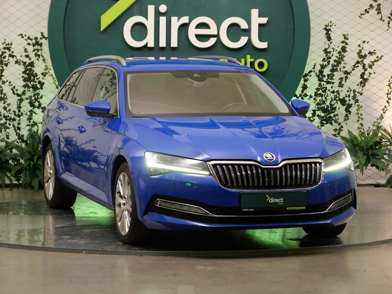 Škoda Superb - fotka 8 z 26