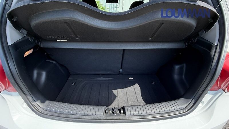 Hyundai i10 1.0 Classic - fotka 18 z 24