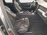 Volvo XC60 (2017) R-Design D4 AWD - náhled 9