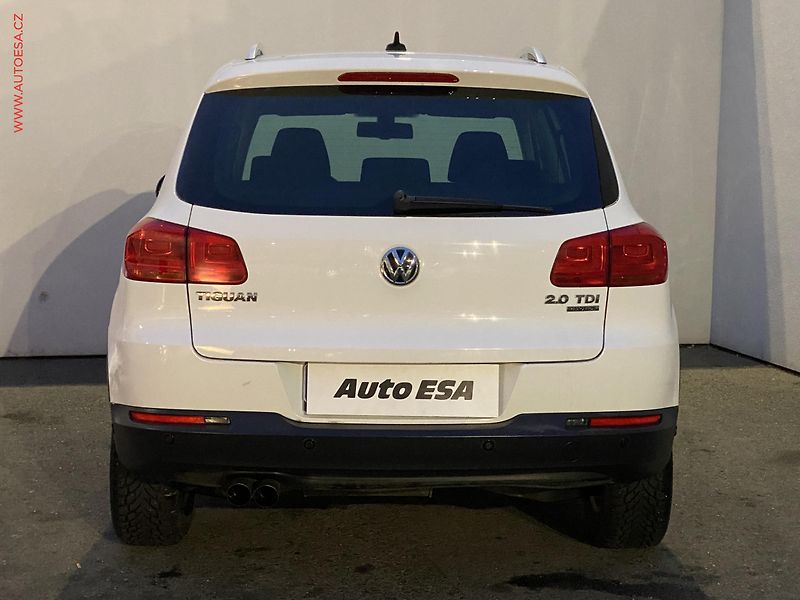 Volkswagen Tiguan (2011) 2.0TDi 4x4, ČR, Sport, DSG - fotka 5 z 16