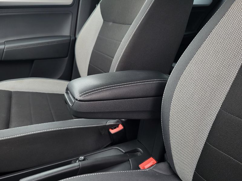 Škoda Rapid 1.0 TSI 81kW AMBITION *ČR - fotka 27 z 44