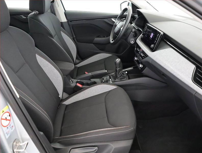 Škoda Scala (2025) Selection 1.0 TSI - fotka 7 z 19