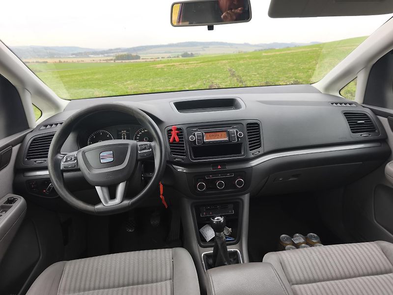 Seat Alhambra (2010) 2:0TDI-103kw-CENA - fotka 11 z 15