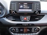 Hyundai i30 (2017) 1.4 CVVT, Tempomat - náhled 12