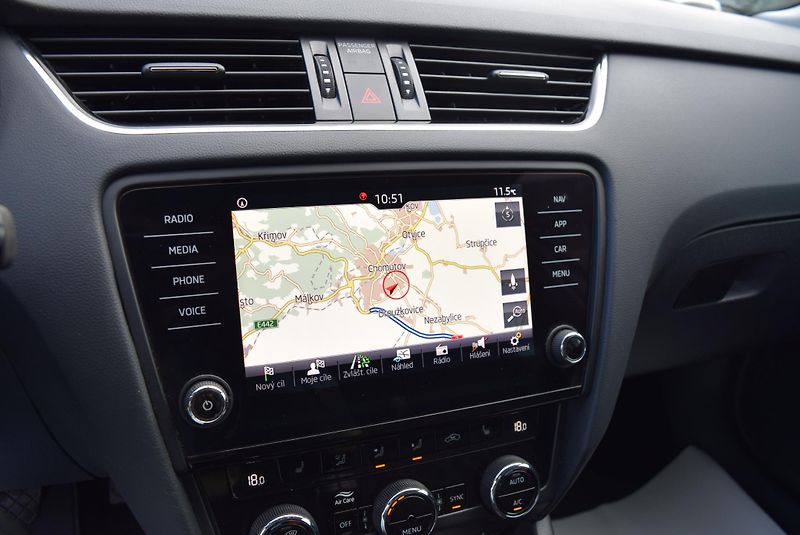 Škoda Octavia (2018) 1.5TSI 110kw CLEVER TAŽN NAVI  - fotka 25 z 46