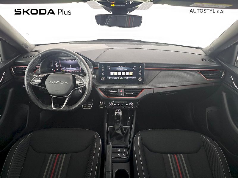 Škoda Kamiq (2025) 1.5TSI 110kW DSG MONTE CARLO T - fotka 5 z 33