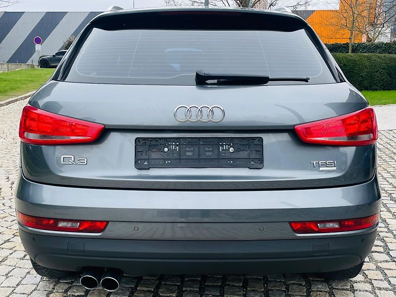 Audi Q3 1.4TFSI MAN SERVISKA TAŽNÉ - fotka 15 z 39