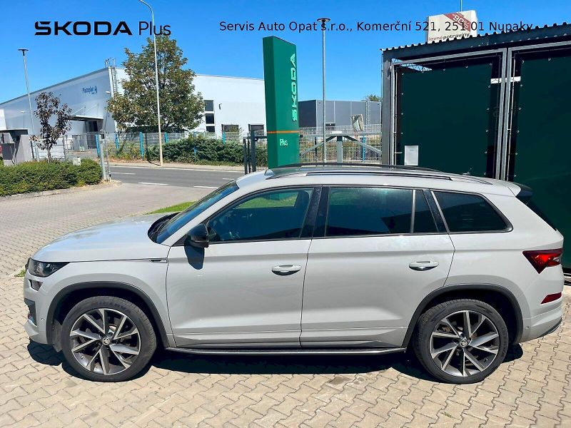 Škoda Kodiaq (2022) SPORTLINE 2.0TSI 140KW 4x4 DSG - fotka 3 z 23