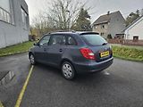 Škoda Fabia (2011) 2 1.6TDI - náhled 2