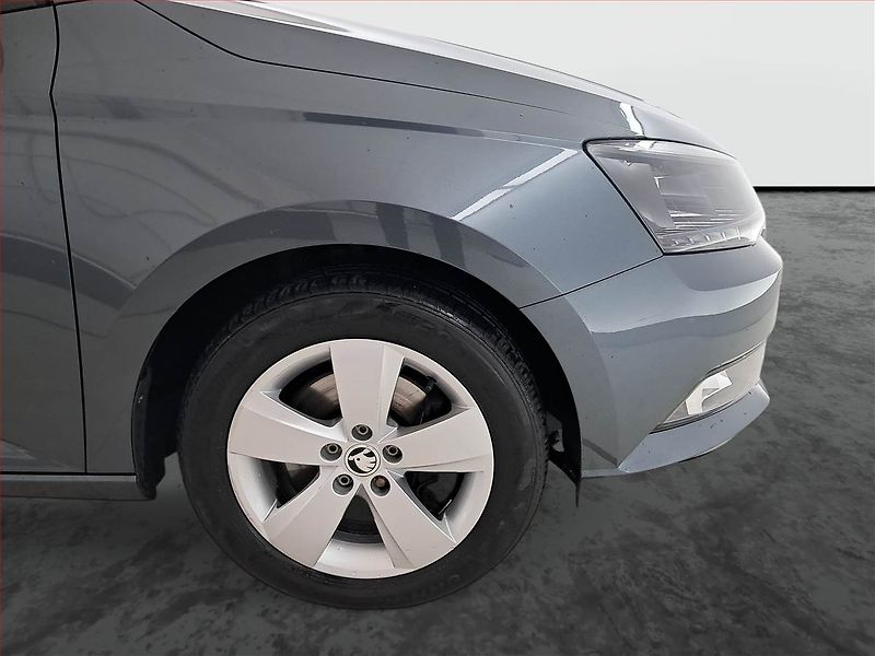 Škoda Fabia (2018) Style 1.0 TSI, Park. senzory - fotka 15 z 19