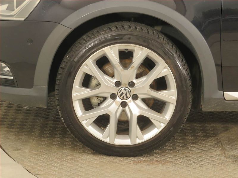 Volkswagen Passat (2013) Alltrack 2.0 TDI, 4X4 - fotka 15 z 17