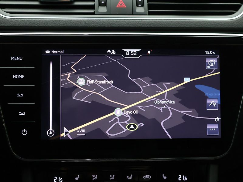 Škoda Superb 2,0 TDI DSG 4x4 CZ Style DPH - fotka 25 z 37