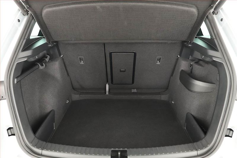 Škoda Karoq (2025) 1.5 TSI, SPORTLINE, AUTOMAT - fotka 11 z 19