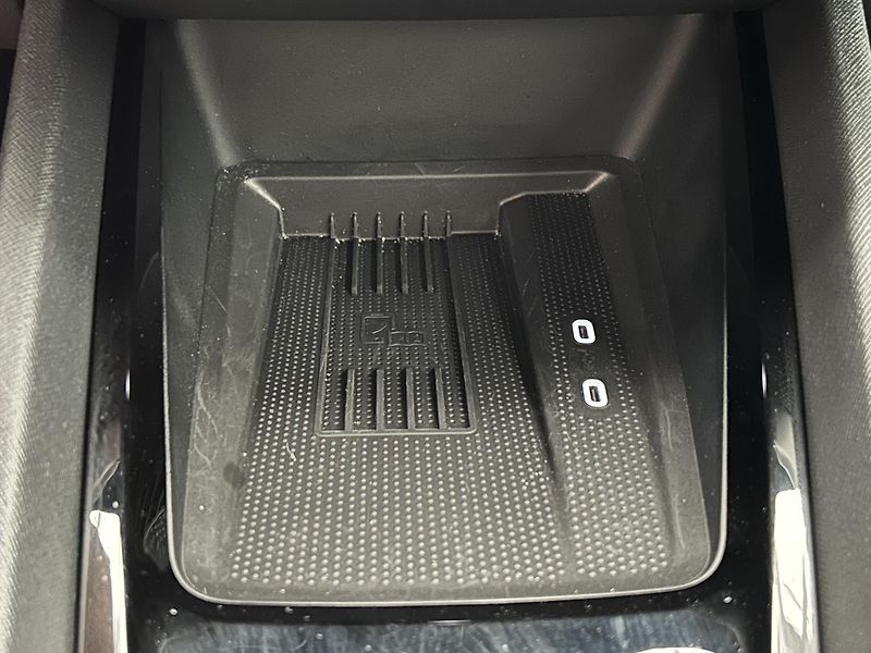 Škoda Octavia 1.5 TS EXLUSIVE SELECTION - fotka 20 z 29