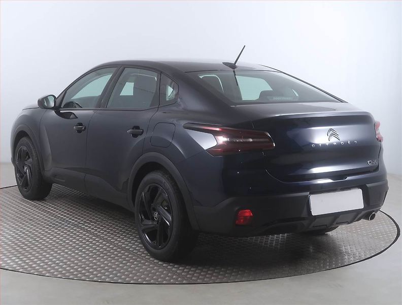Citroën C4 X (2024) 1.2 PureTech, Serv.kniha - fotka 4 z 16