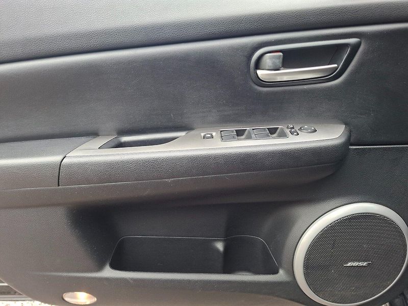 Mazda 6 (2008) 2.5i 125kW 6M DYNAMIC -S.KNIHA - fotka 17 z 33