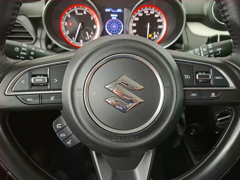 Suzuki Swift (2018) 1.2 DualJet, Serv.kniha - fotka 15 z 17