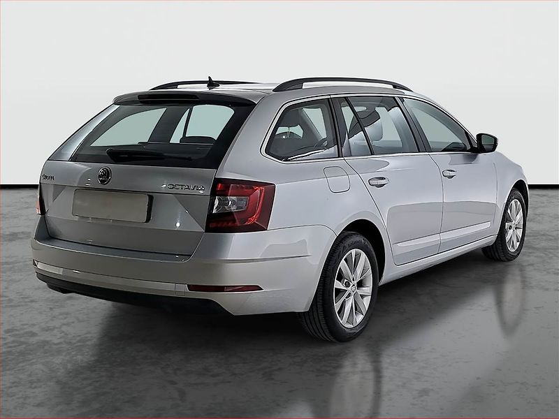 Škoda Octavia (2017) 1.6 TDI, Automat, Navi - fotka 5 z 23