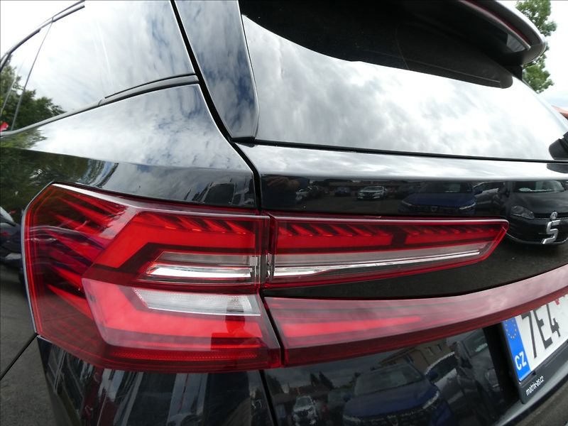 Škoda Kodiaq 2,0 TDI 142kW Excl. Selection - fotka 11 z 45