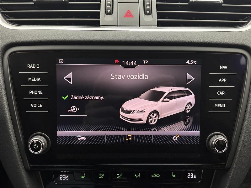 Škoda Octavia 2,0 LED STYLE NAVI KEYLESS CZ - fotka 20 z 42