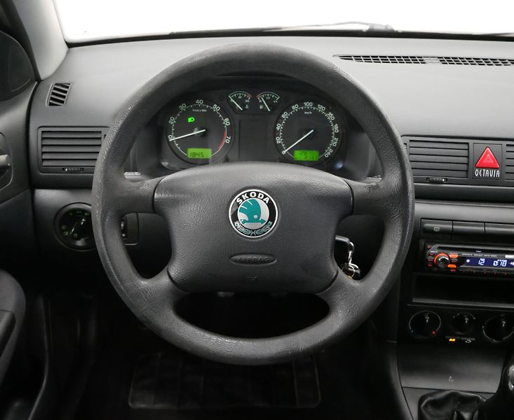 Škoda Octavia - fotka 15 z 20