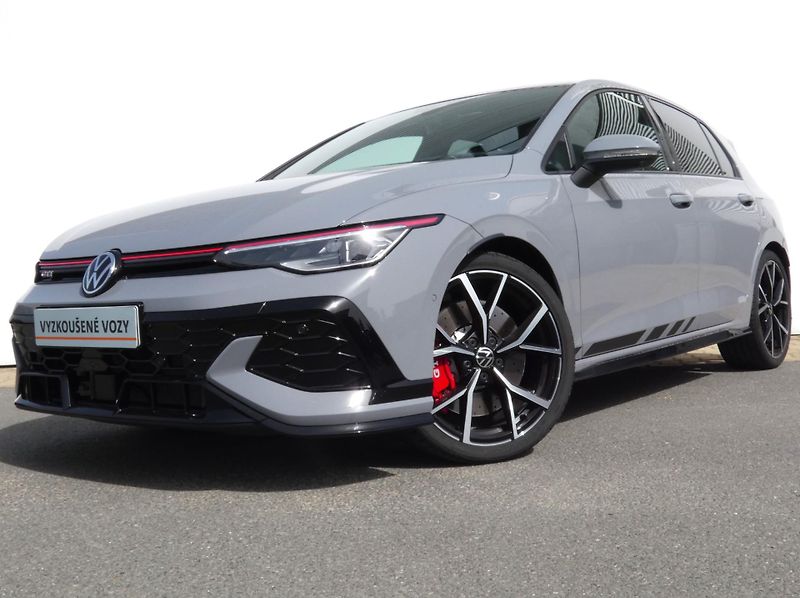 Volkswagen Golf GTI Clubsport Performance 2.0 - fotka 6 z 30