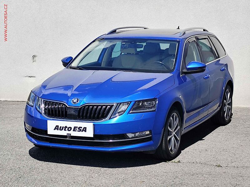 Škoda Octavia (2019) 2.0TDI, ČR, LED, panor. - fotka 3 z 33