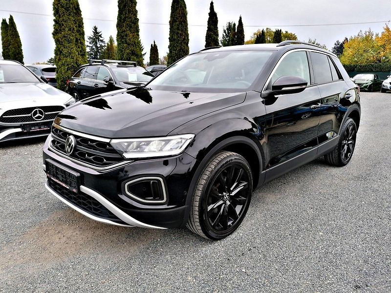 Volkswagen T-Roc (2022) 1.5 TSi 110kW DSG ACC - fotka 2 z 30