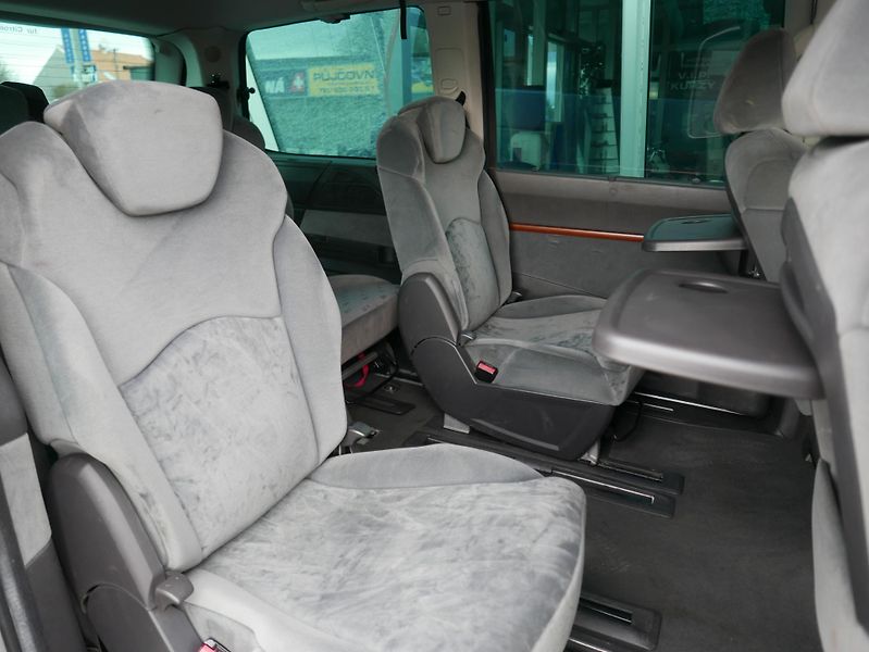 Citroën C8 2,2 HDi 94kW REZERVACE - fotka 18 z 32