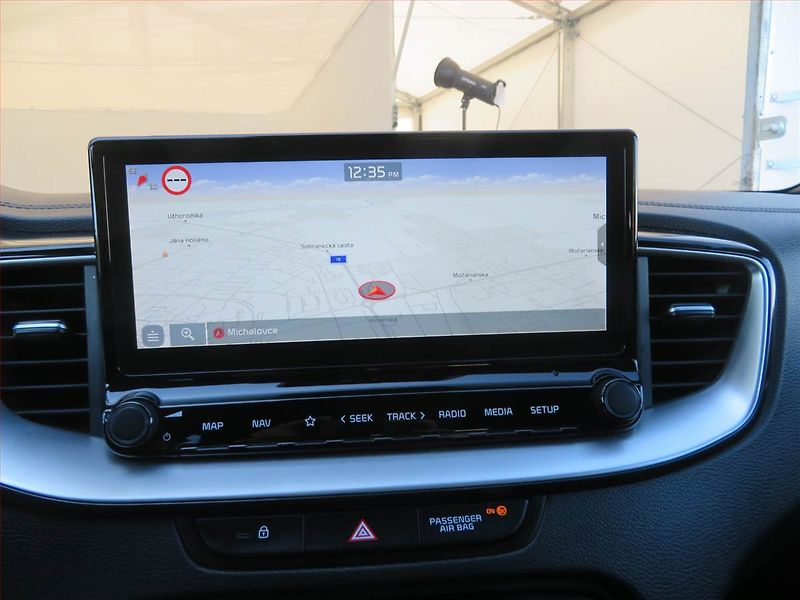 Kia Ceed (2021) GT Line 1.6 CRDi MHEV, Automat - fotka 13 z 17