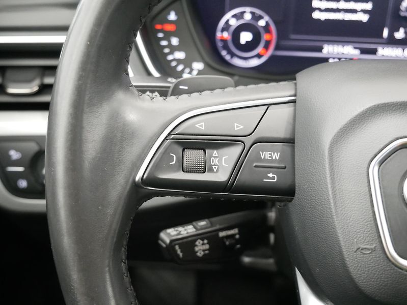 Audi A4 - fotka 16 z 30