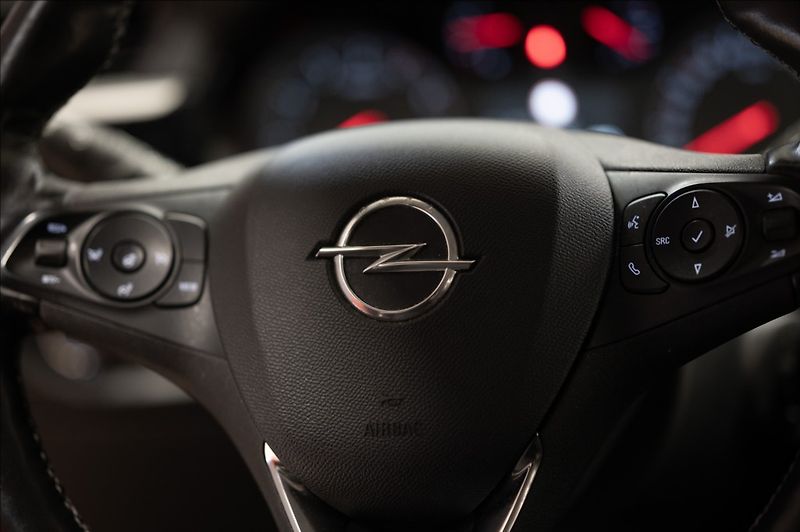 Opel Corsa (2019) 1,2 i KLIMA VÝHŘEV VOLANTU - fotka 23 z 27