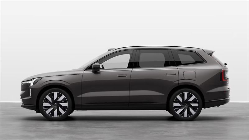 Volvo EX90 (2025) Twin Mot Perf Ultra 3952  Akčn - fotka 2 z 12