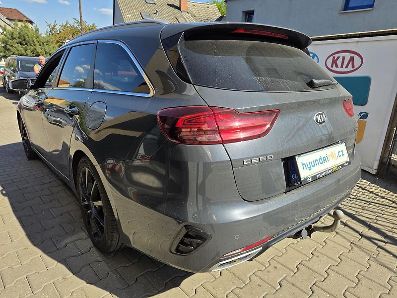 Kia Ceed (2019) 1.6-GT-LINE-AUTOMAT-TAŽNÉ - fotka 7 z 18