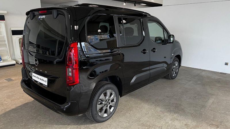 Opel Combo (2024) Edition Plus L1H1 1.5CDTI, MT6 - fotka 3 z 11