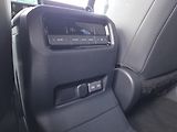Toyota Land Cruiser 2.8-INVINCIBLE-ZÁRUKA-DPH - náhled 62