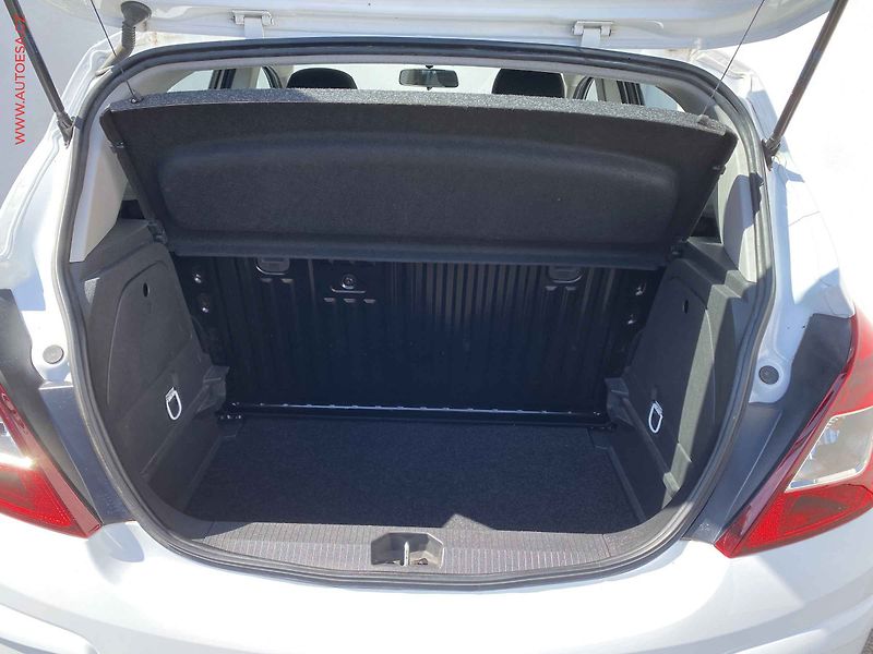 Opel Corsa (2014) 1.4i 16v, ČR, AC, el. výbava - fotka 7 z 17