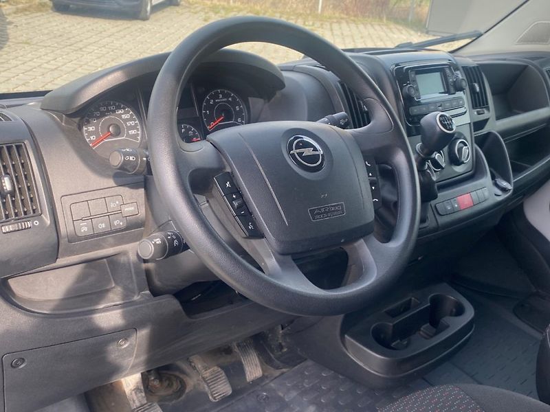 Opel Movano (2024) Van 3500 L3 H2 2,2CDTI - fotka 12 z 32