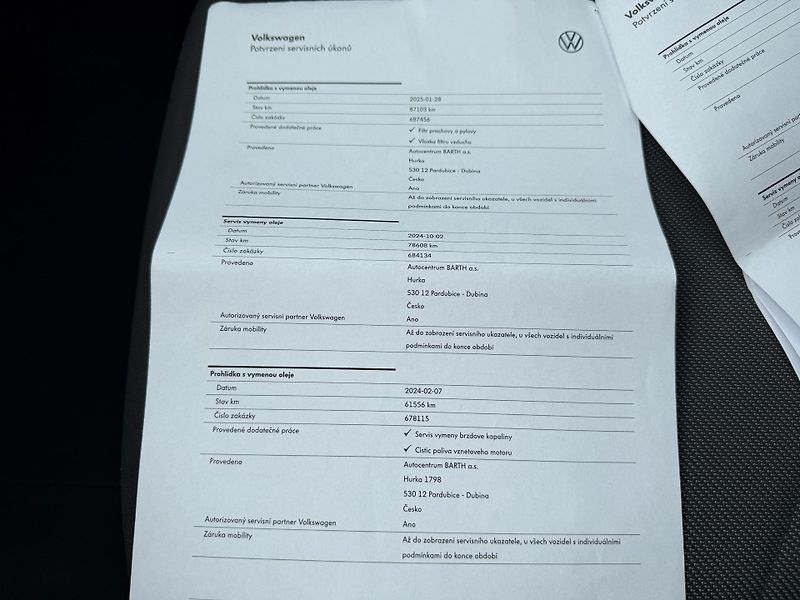 Volkswagen Touareg 3.0 TDI VZDUCH TAŽNÉ ČR DPH! - fotka 37 z 42