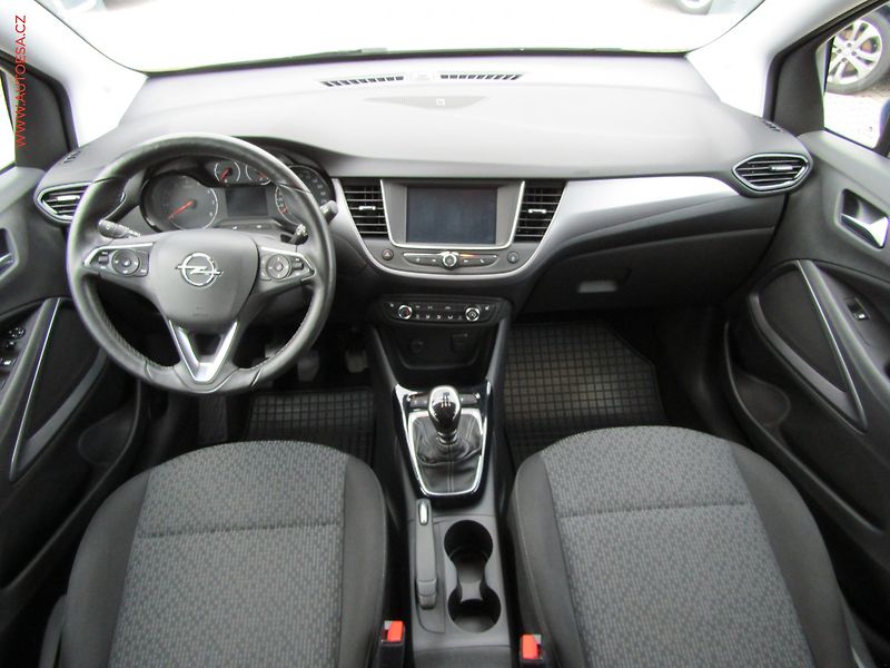 Opel Crossland X (2019) 1.2T, 1.maj,ČR, AC, park - fotka 8 z 18