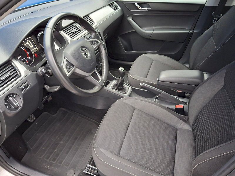 Škoda Rapid (2016) Ambition 1,2TSi 81kW - fotka 6 z 30