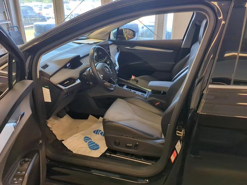 Škoda Enyaq 150kw, iV80 19ALU SOH 96% - fotka 7 z 10
